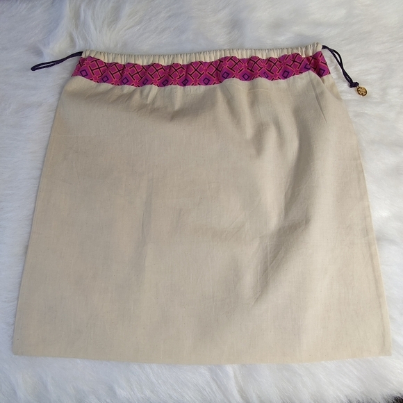 Large Tory Burch Dust Bag - Picture 3 of 3